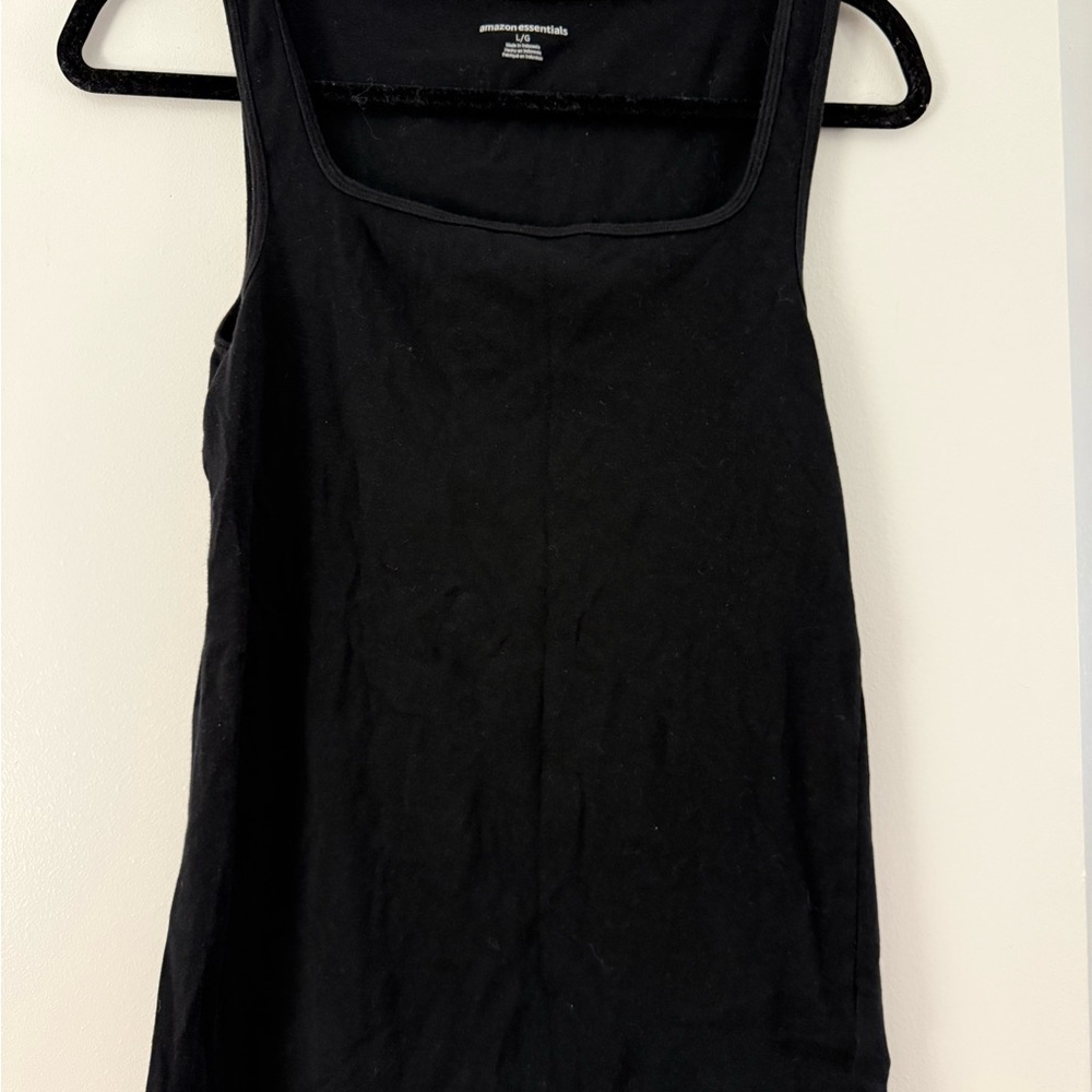 Black Sleeveless Top